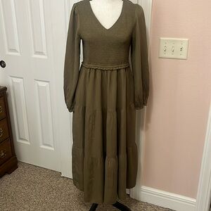 Merokreety dress never worn